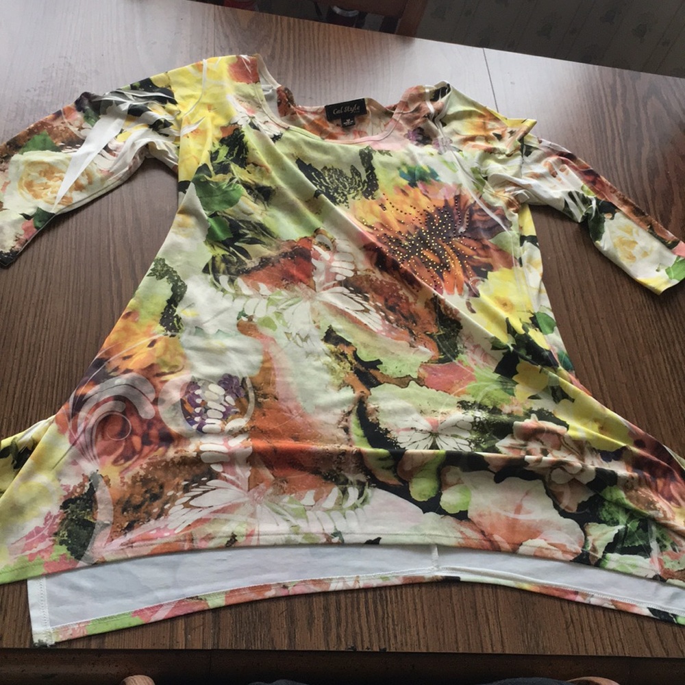 Cal Style long sleeved top